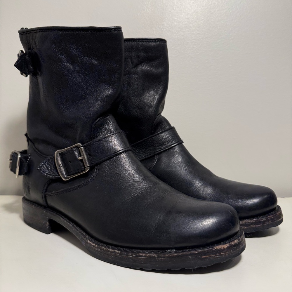 Frye Veronica Vintage Black Leather Moto Buckle Women's Size 7 Strap Short Boot